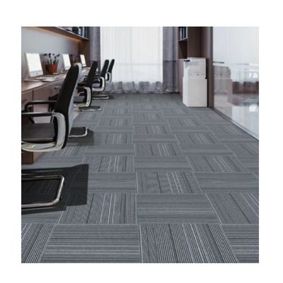 Antiderrapante PVC de apoio estilo moderno luxo 100% Pp azulejos de carpete de escritório para comercial
