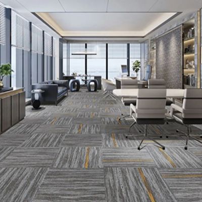 2024 50x50 Quadrado PVC e Asfalto Commercial PP de Nylon de escritório piso Carpet azulejos