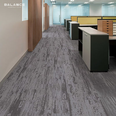 Carpetes modulares para escritórios Carpetes de PVC de nylon quadrado à prova de som para aeroportos