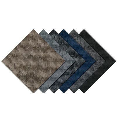 Carpetes modulares rectangulares de PP/polipropileno com padrão geométrico