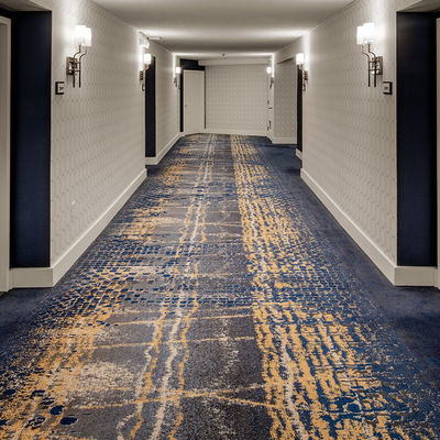 Tapete de hotel de nylon de pilha média para corredores de design personalizado e piso de parede a parede