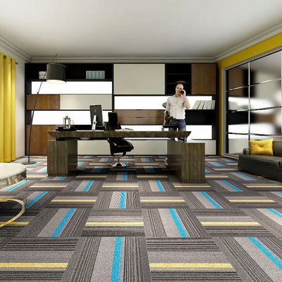 Medium Pile Moderno Abstract Padrão PVC Carpet Tiles para escritório sala de estar corredor