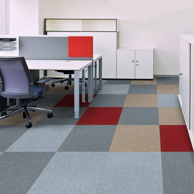 Carpetes quadrados PET FRIENDLY Tapetes Modular 50x50 Para escritório comercial venda de tapetes