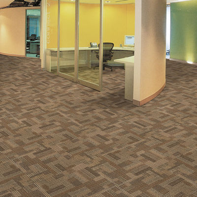 Sala de reuniões resistente a incêndio, modular, escritório comercial, azulejos de carpete de nylon 50*50