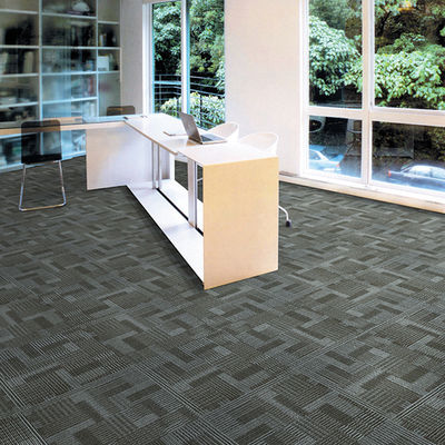 Sala de reuniões resistente a incêndio, modular, escritório comercial, azulejos de carpete de nylon 50*50