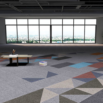 50x50 azulejos comerciais de tapetes de parede com cor personalizada e suporte de PVC antiderrapante