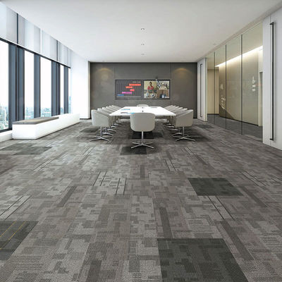 Sala comercial 50 X 50 padrão de textura de nylon moqueta quadrada azulejos de carpete para escritório