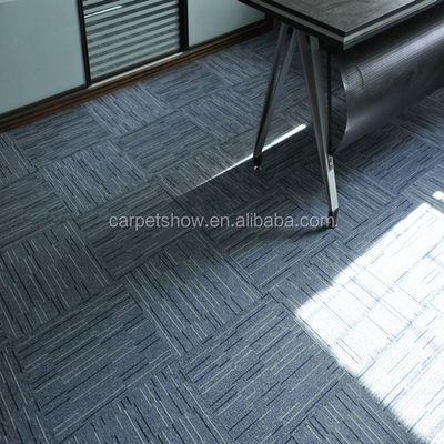 Comércio de azulejos de carpete modulares 100% de polipropileno PVC para pisos de oração de escritório