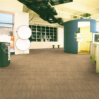 Pavimento de vinil tranqüilidade impermeável com suporte de PVC e padrão de pilha de loop de vários níveis