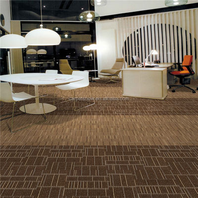 100% PP Stripe Design Office Carpet Tile BALANCE para o setor comercial da Malásia