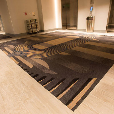 Rolos de tapete extra espessos de hotel em design personalizado e cores pontiagudas para o corredor