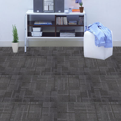 Loop Pile Construção Carpet Tiles Super Setembro PVC Backing 50x50 PP Carpet Floor