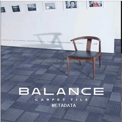 Exibição de balanço Chapas de tapete comercial com instalação monolítica ou quadrangular