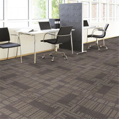 Commercial Cut Pile Nylon Carpet Tile Square Striped Pattern para escritórios e quartos de hotel