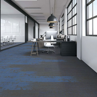Carpetes comerciais de escritório com suportes de PVC quadrados e à prova de som 25x100 cm para acampamento