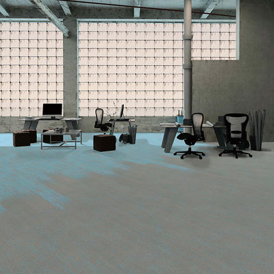 Carpetes comerciais de escritório com suportes de PVC quadrados e à prova de som 25x100 cm para acampamento