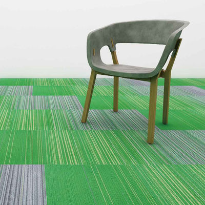 Carpetes Art Deco Gradiente Vermelho Quadrado em Padrão de Pilha de Loop para Interiores