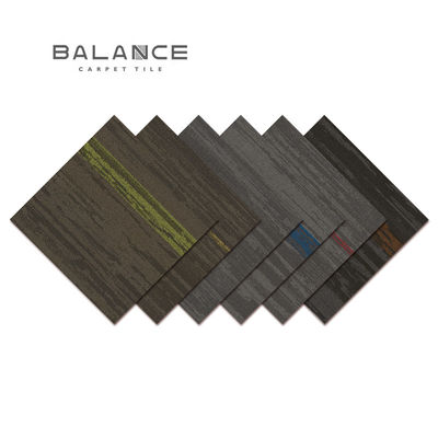 OEM PP Office Modular Carpet Tiles em Estilo Oriental e Design Tufted para Comercial