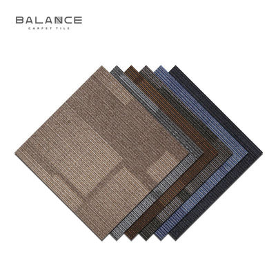 Áreas comerciais azulejos de carpete modulares aconchegados com suporte de PVC e material à prova d'água