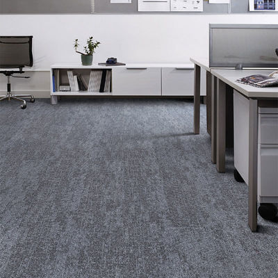 100% polipropileno para escritório, azulejos de alfombra comercial, 50x50cm, quadrados para o corredor do hotel