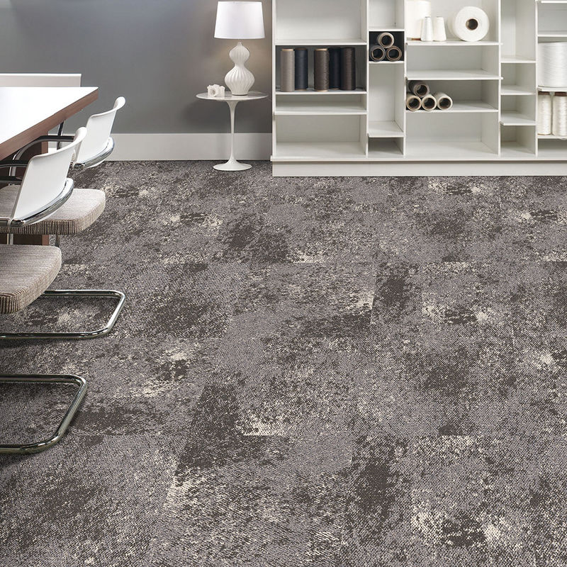520 g/m2 Peso da pilha Material PVC Modular Carpet Tiles para escritório moderno ou corredor