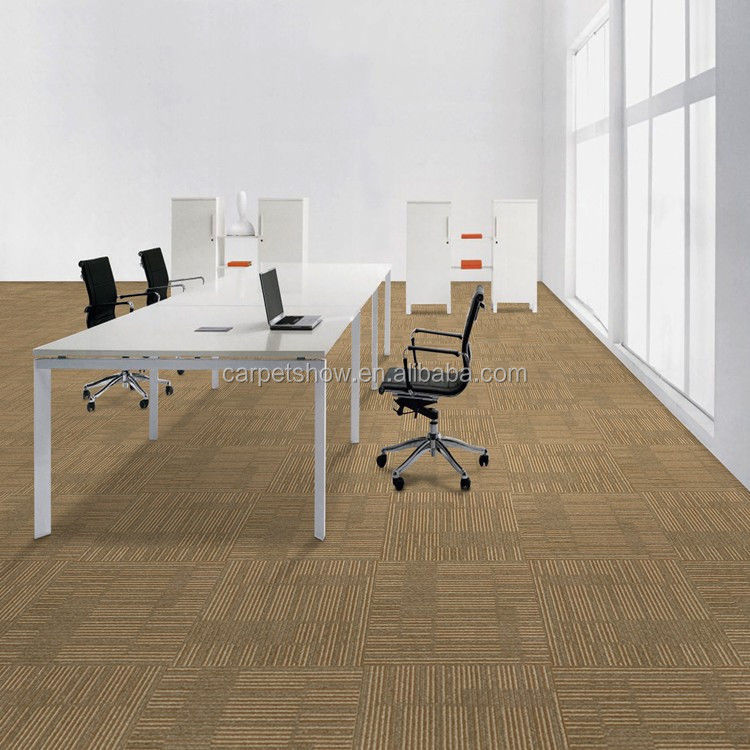 50*50cm Tufted Modern Office PP Carpet Tile com Bela Cor