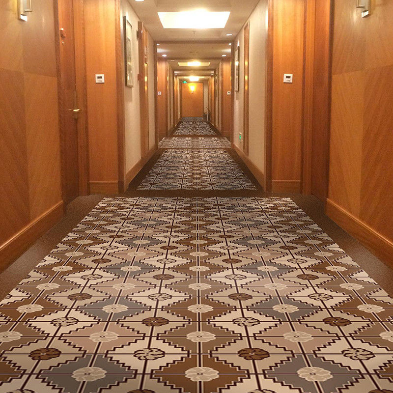 Fornecedores de tapetes de corredor de estilo moderno Tapete de parede a parede para hotel de luxo