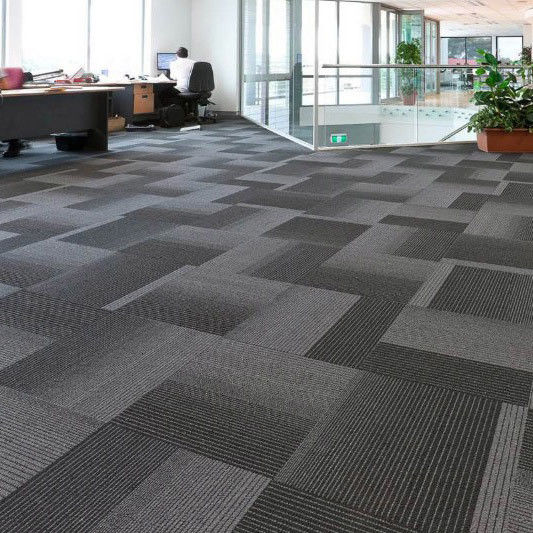 6 Cores Máquina Tufted Loop Pile Nylon Carpet Tile insonorizado com padrão abstrato